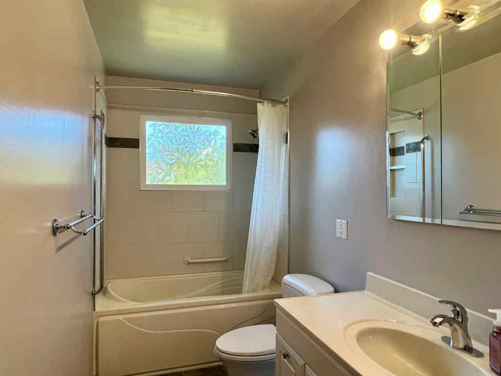 MLS® A2265520 - 342 Canyon Crescent  in NONE Pincher Creek, Residential