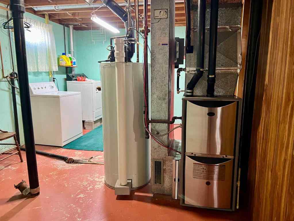 MLS® A2265520 - 342 Canyon Crescent  in NONE Pincher Creek, Residential