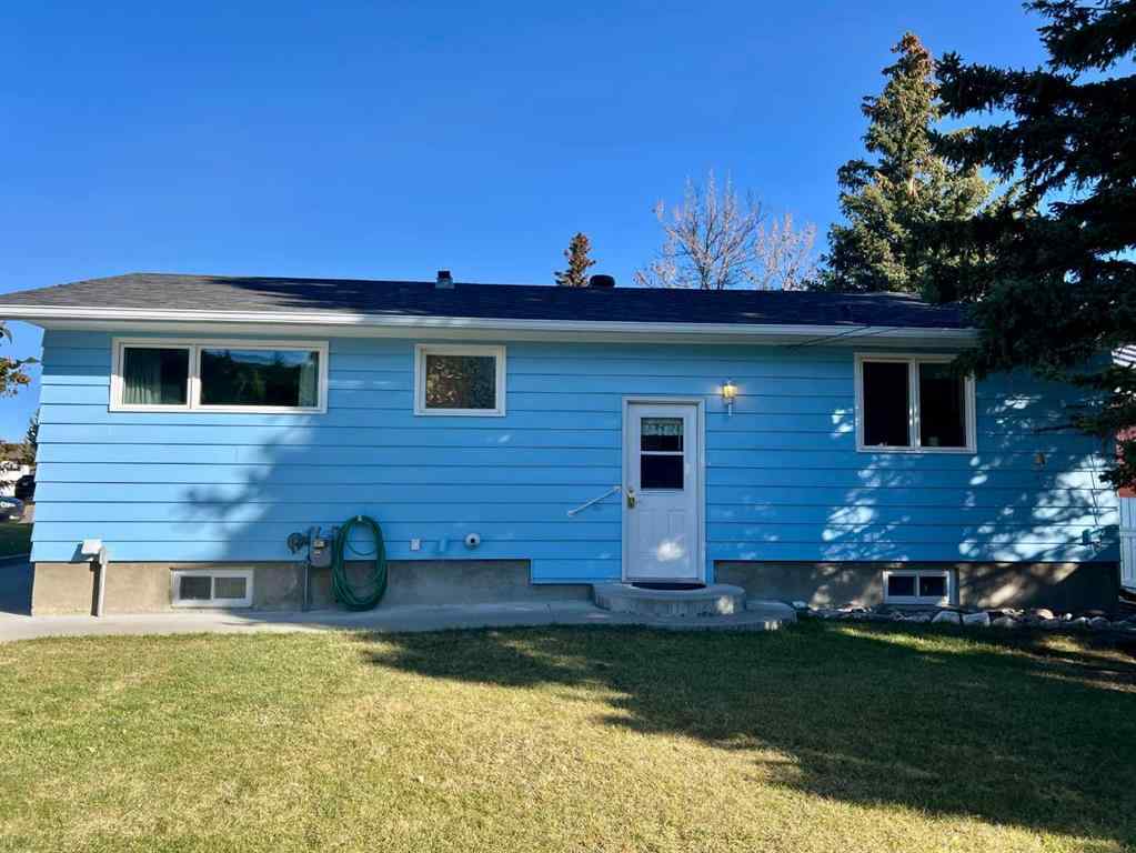 MLS® A2265520 - 342 Canyon Crescent  in NONE Pincher Creek, Residential