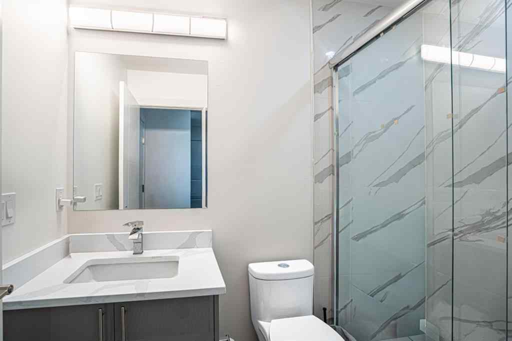 MLS® A2265528 - 321 Kinniburgh Cove  in Kinniburgh North Chestermere, Residential