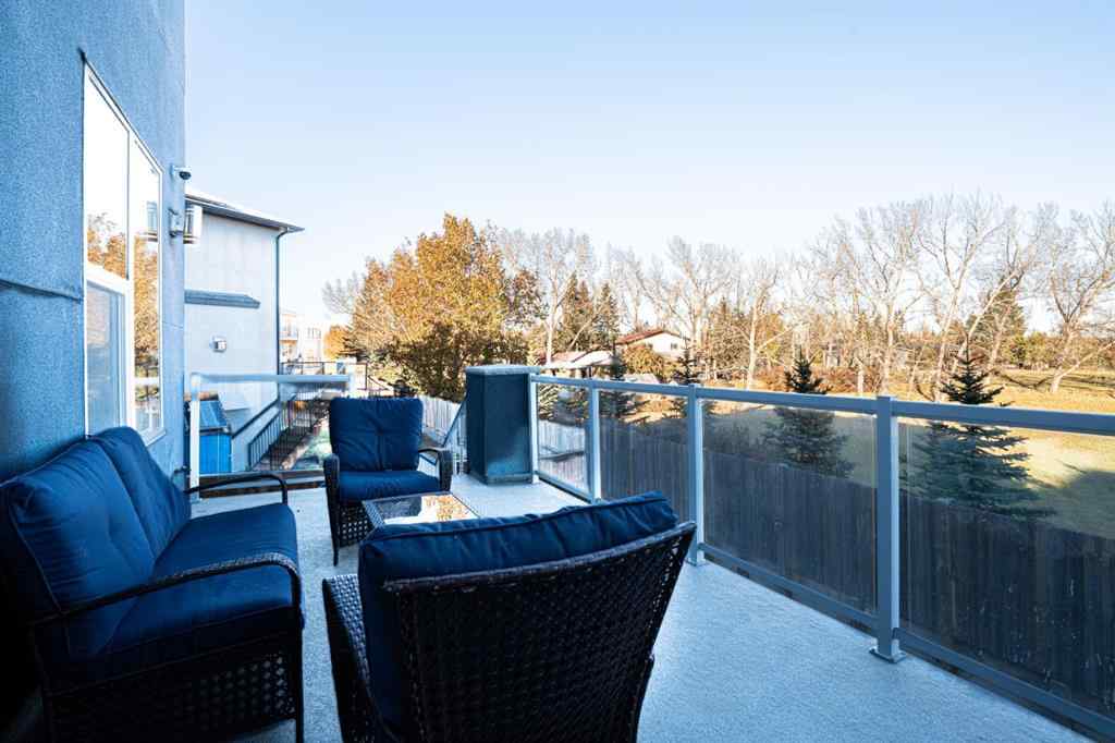 MLS® A2265528 - 321 Kinniburgh Cove  in Kinniburgh North Chestermere, Residential