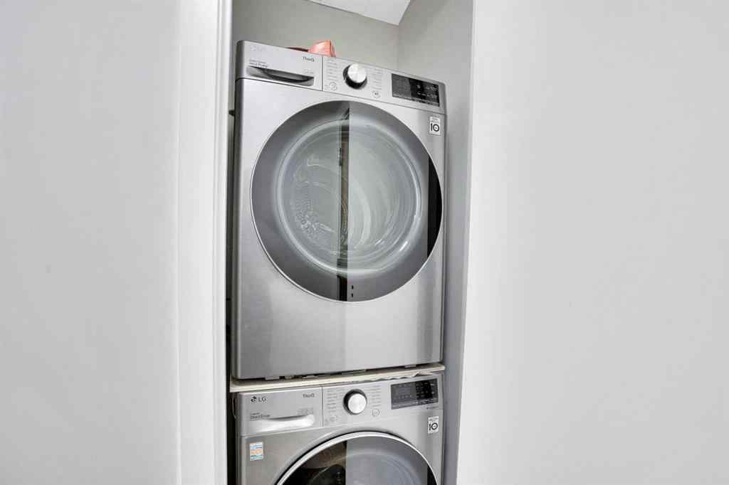 MLS® A2265532 - Unit #205 128 2 Street SW in Chinatown Calgary, Residential