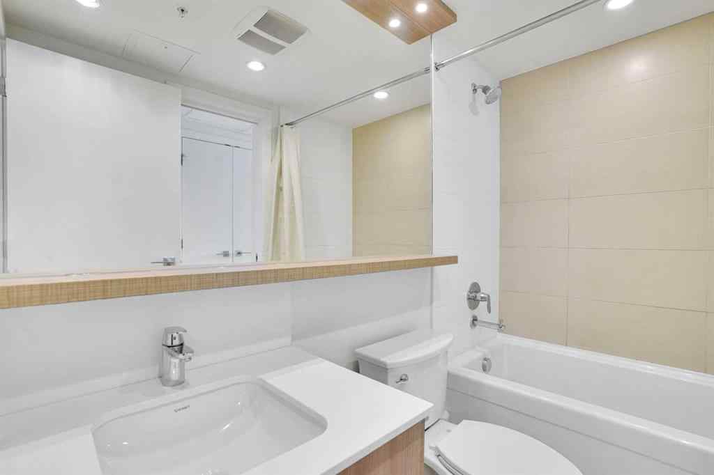 MLS® A2265532 - Unit #205 128 2 Street SW in Chinatown Calgary, Residential