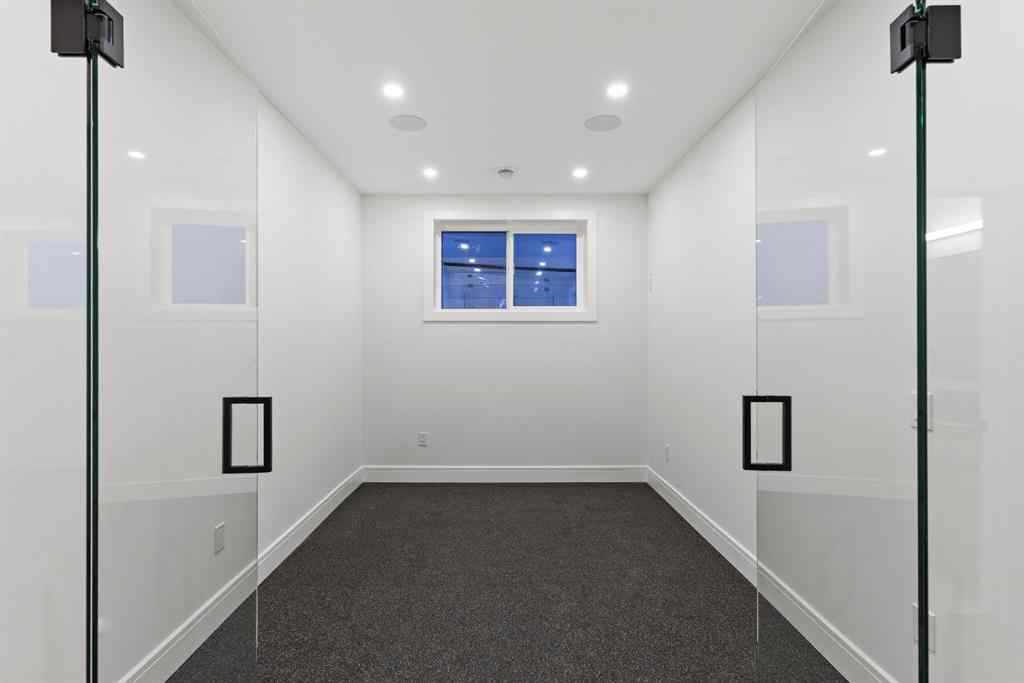 MLS® A2265533 - 430 21 Avenue NE in Winston Heights/Mountview Calgary, Residential