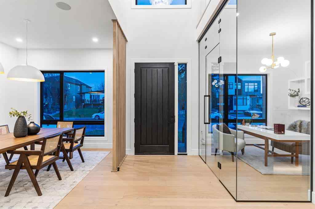 MLS® A2265533 - 430 21 Avenue NE in Winston Heights/Mountview Calgary, Residential