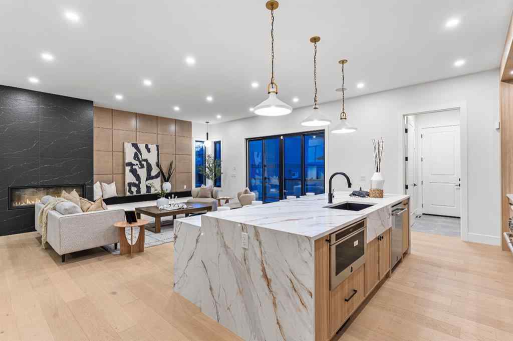 MLS® A2265533 - 430 21 Avenue NE in Winston Heights/Mountview Calgary, Residential