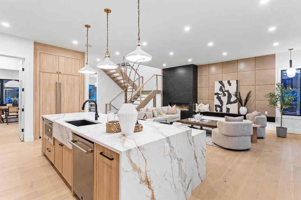 MLS® A2265533 - 430 21 Avenue NE in Winston Heights/Mountview Calgary, Residential