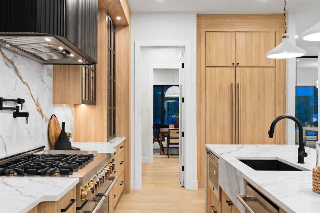 MLS® A2265533 - 430 21 Avenue NE in Winston Heights/Mountview Calgary, Residential