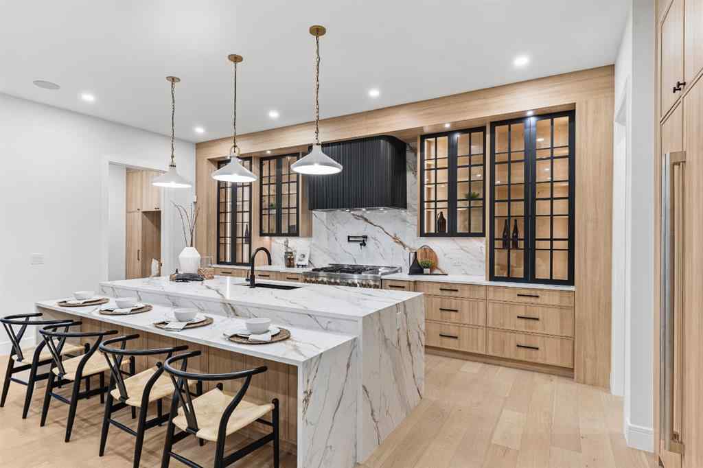 MLS® A2265533 - 430 21 Avenue NE in Winston Heights/Mountview Calgary, Residential