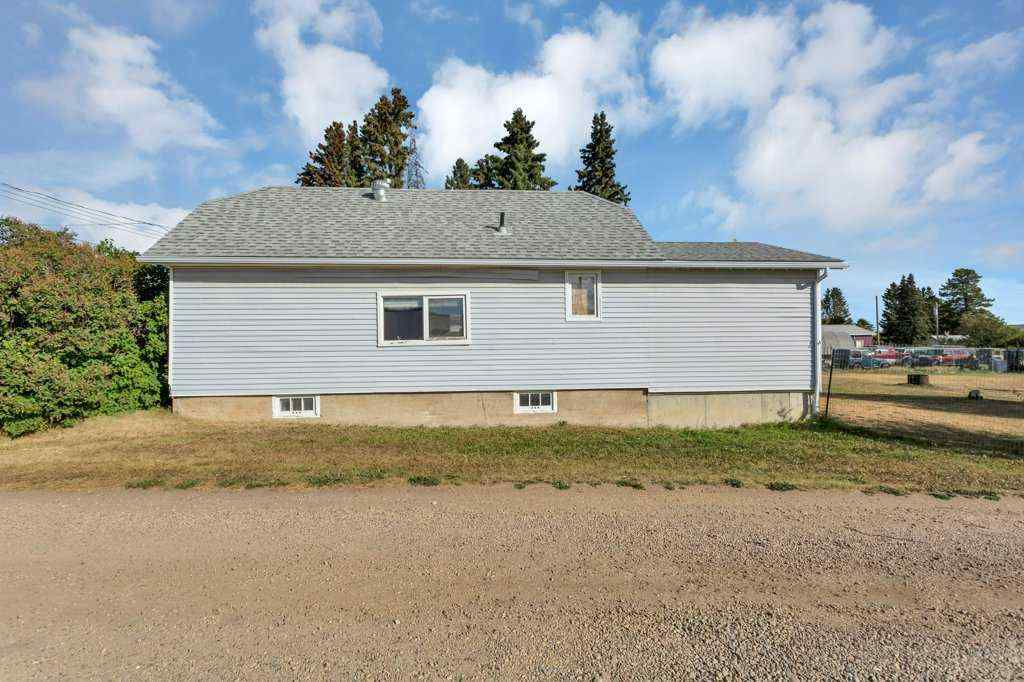 MLS® A2265534 - 5025 49 Avenue  in NONE Rimbey, Residential