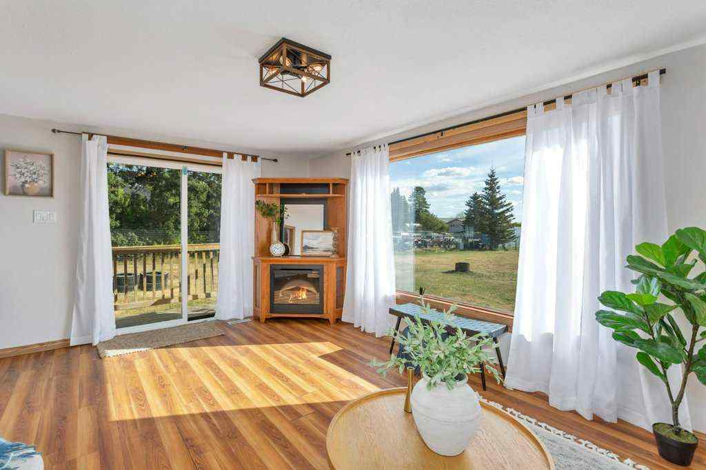 MLS® A2265534 - 5025 49 Avenue  in NONE Rimbey, Residential