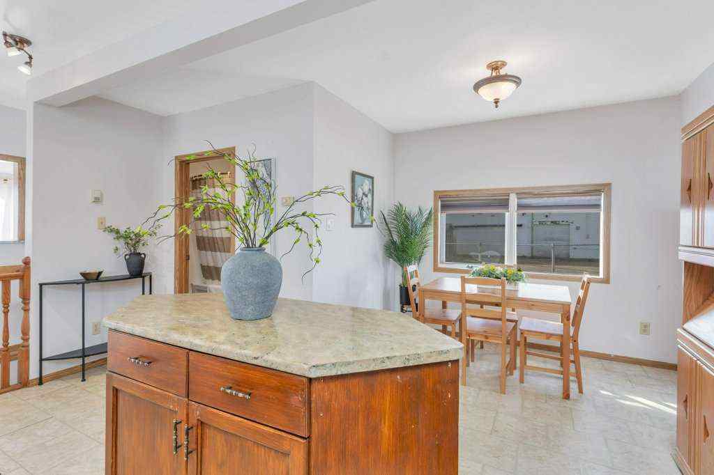 MLS® A2265534 - 5025 49 Avenue  in NONE Rimbey, Residential