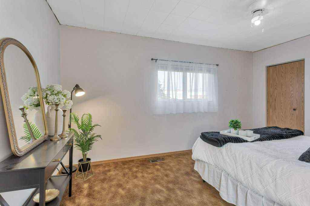 MLS® A2265534 - 5025 49 Avenue  in NONE Rimbey, Residential