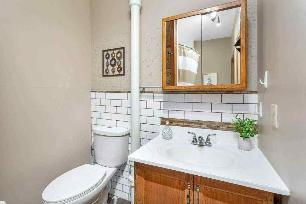 MLS® A2265534 - 5025 49 Avenue  in NONE Rimbey, Residential