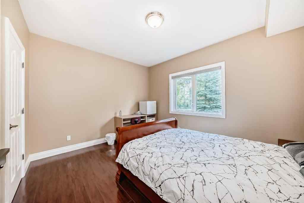 MLS® A2265538 - 29 Simcoe Gate SW in Signal Hill Calgary, Residential