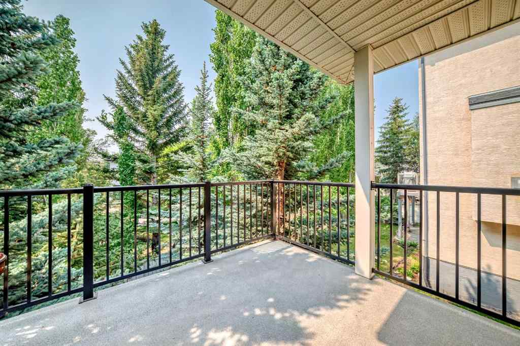 MLS® A2265538 - 29 Simcoe Gate SW in Signal Hill Calgary, Residential