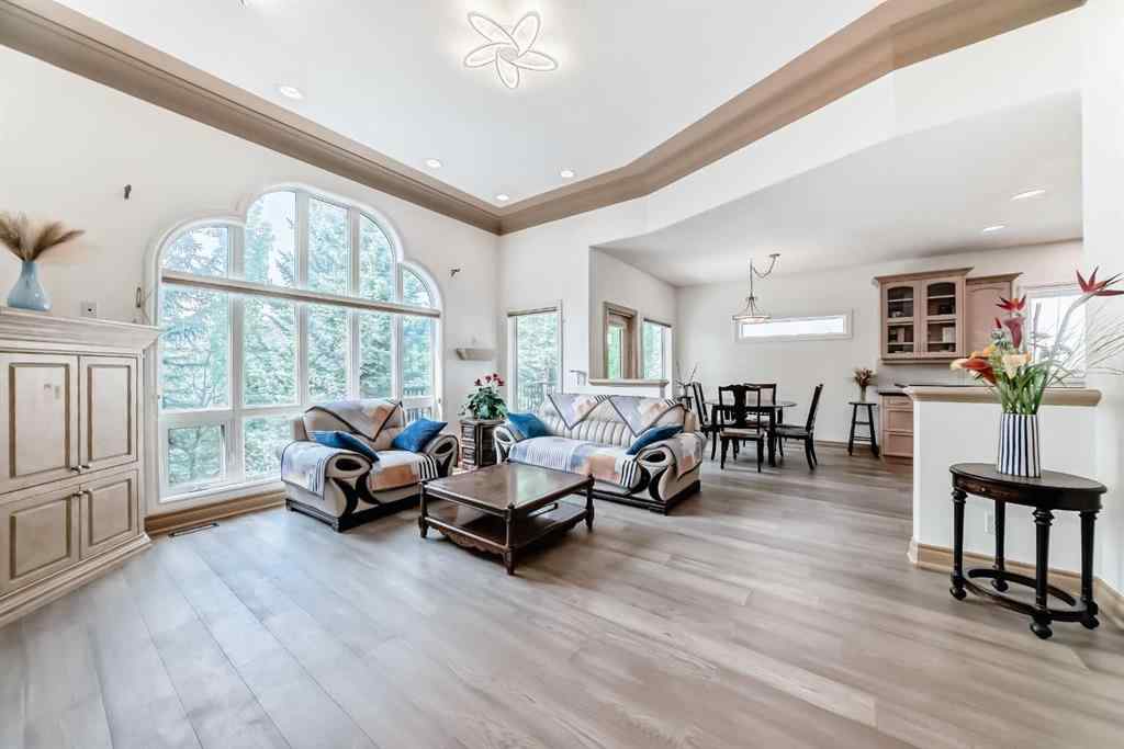 MLS® A2265538 - 29 Simcoe Gate SW in Signal Hill Calgary, Residential