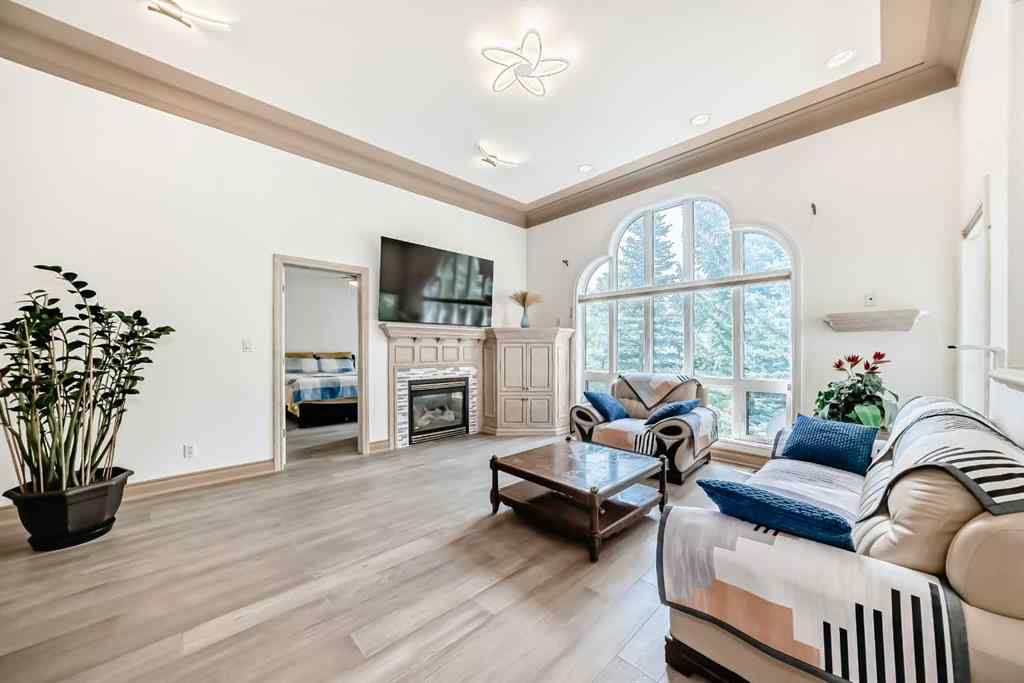 MLS® A2265538 - 29 Simcoe Gate SW in Signal Hill Calgary, Residential