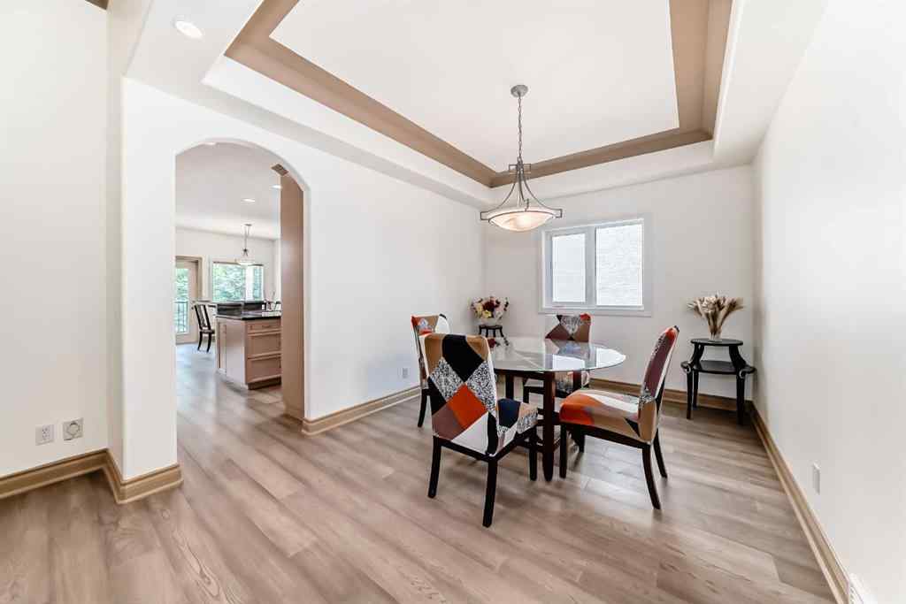 MLS® A2265538 - 29 Simcoe Gate SW in Signal Hill Calgary, Residential