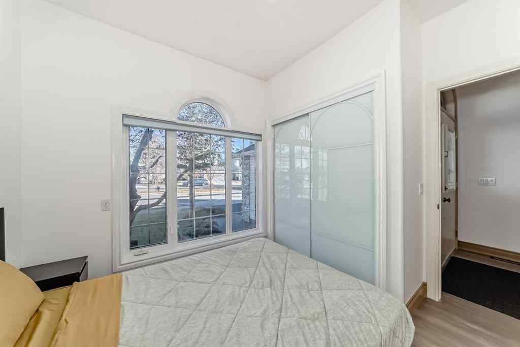 MLS® A2265538 - 29 Simcoe Gate SW in Signal Hill Calgary, Residential