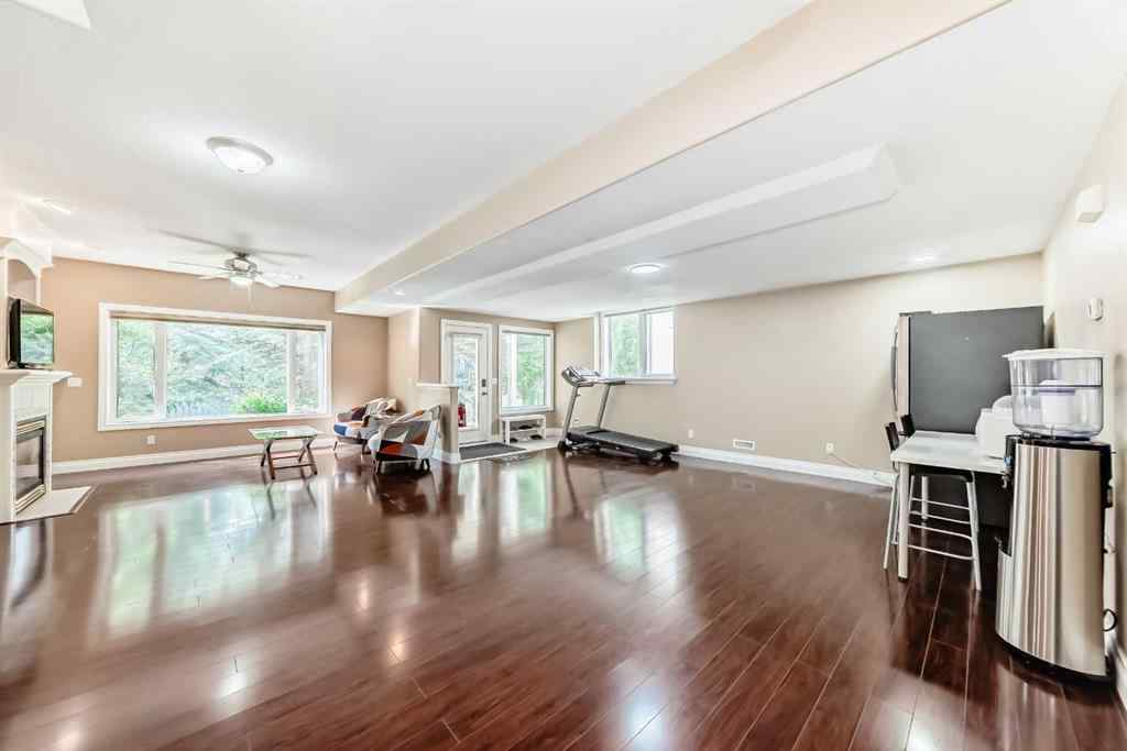 MLS® A2265538 - 29 Simcoe Gate SW in Signal Hill Calgary, Residential