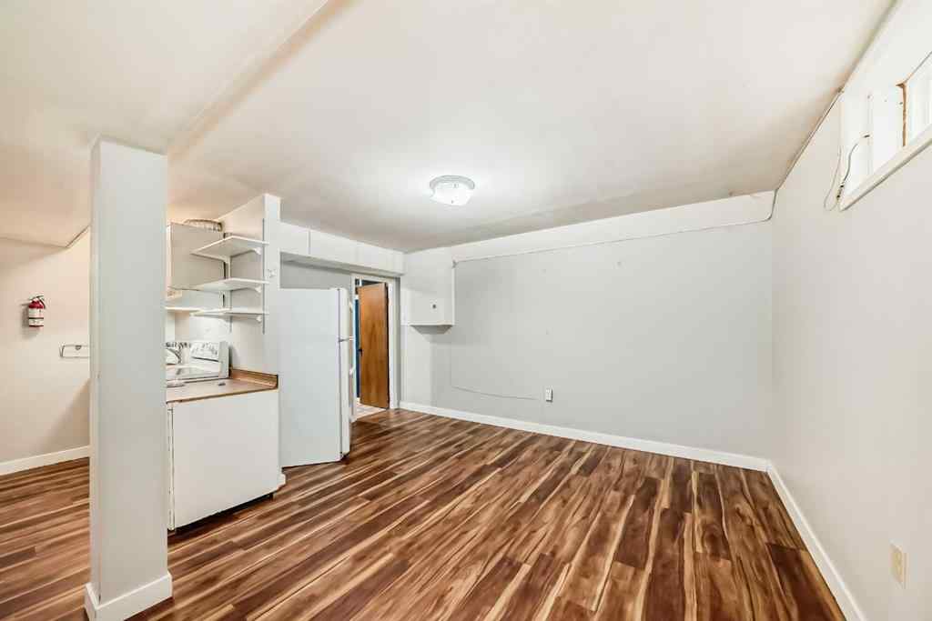 MLS® A2265539 - 1403 19 Street NE in Mayland Heights Calgary, Residential