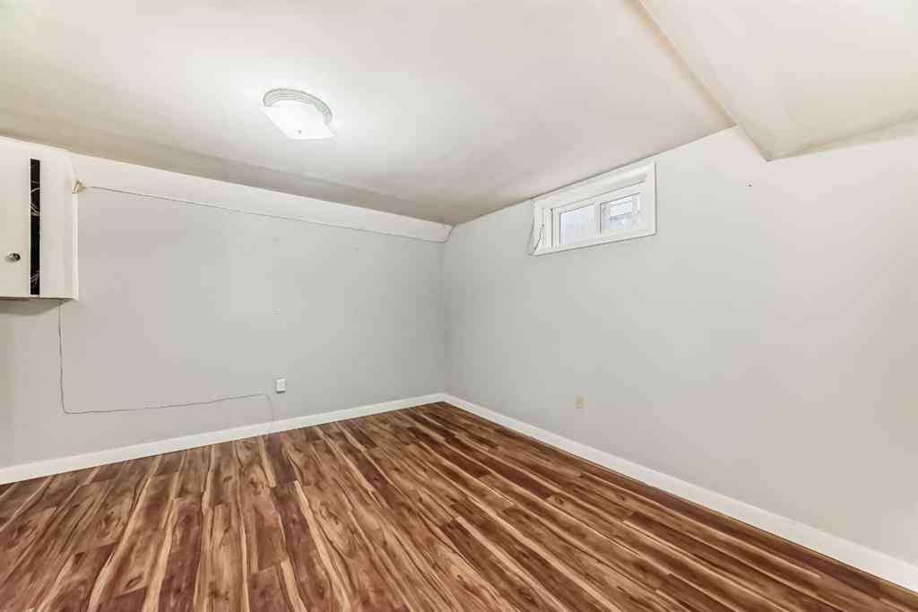 MLS® A2265539 - 1403 19 Street NE in Mayland Heights Calgary, Residential