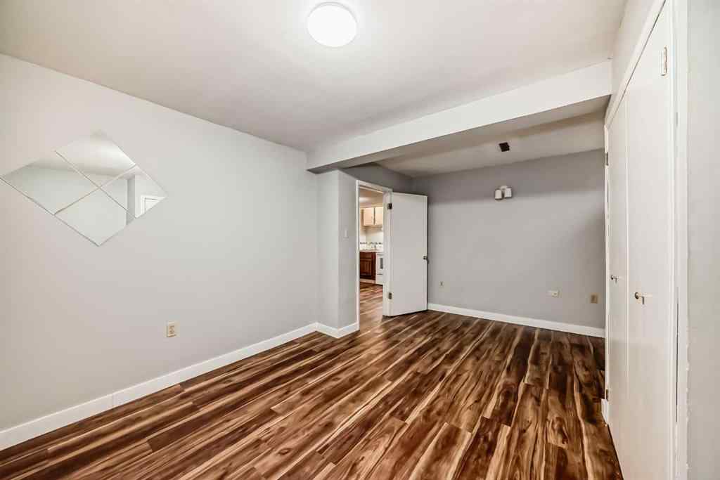 MLS® A2265539 - 1403 19 Street NE in Mayland Heights Calgary, Residential