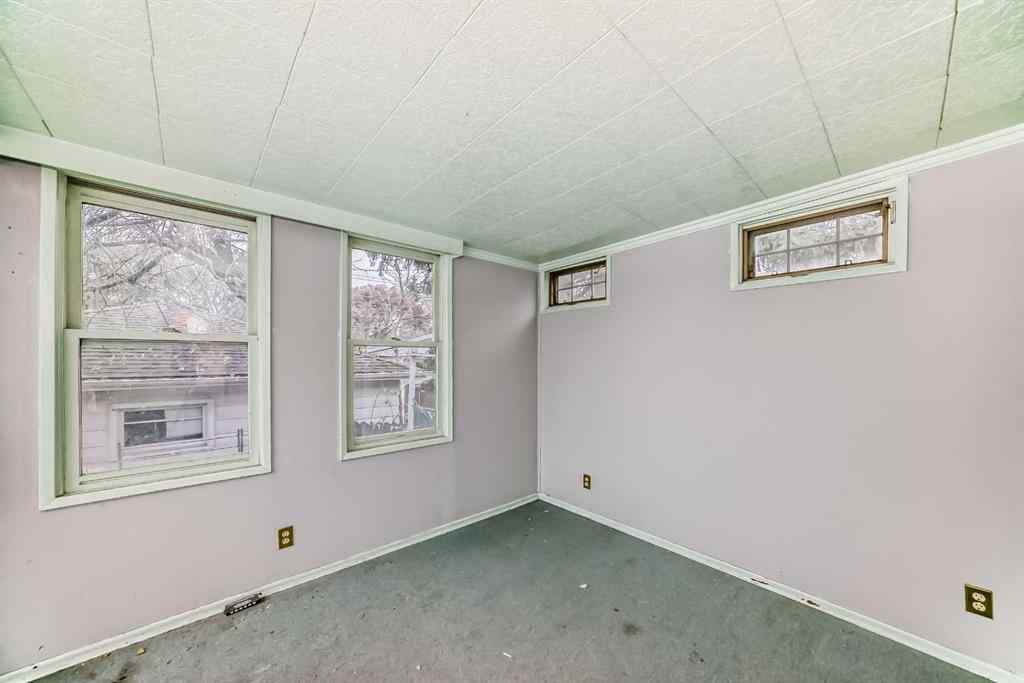 MLS® A2265539 - 1403 19 Street NE in Mayland Heights Calgary, Residential