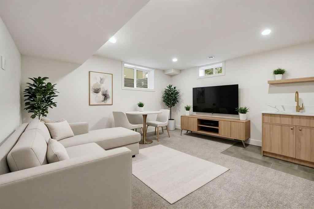 MLS® A2265542 - 1016 Mapleglade Drive SE in Maple Ridge Calgary, Residential