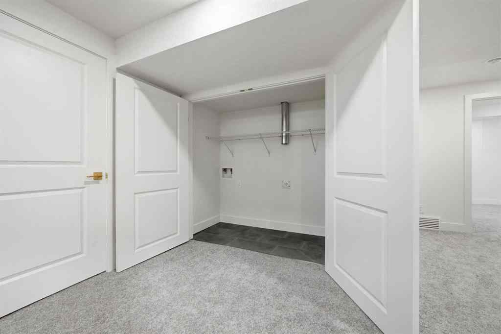 MLS® A2265542 - 1016 Mapleglade Drive SE in Maple Ridge Calgary, Residential