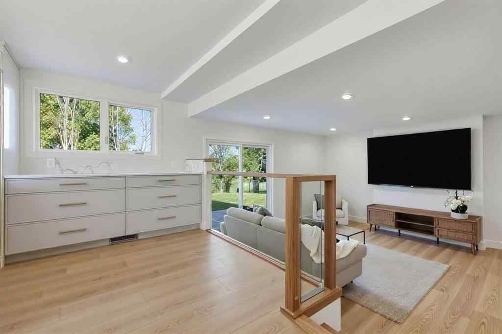 MLS® A2265542 - 1016 Mapleglade Drive SE in Maple Ridge Calgary, Residential