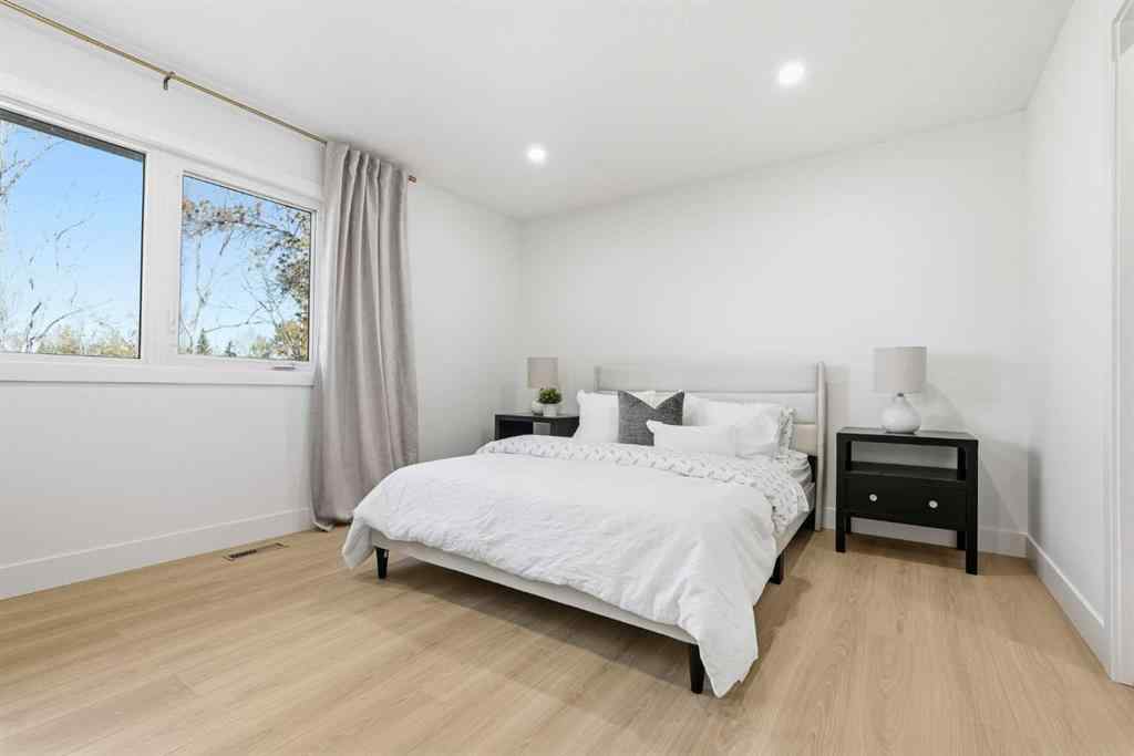 MLS® A2265542 - 1016 Mapleglade Drive SE in Maple Ridge Calgary, Residential