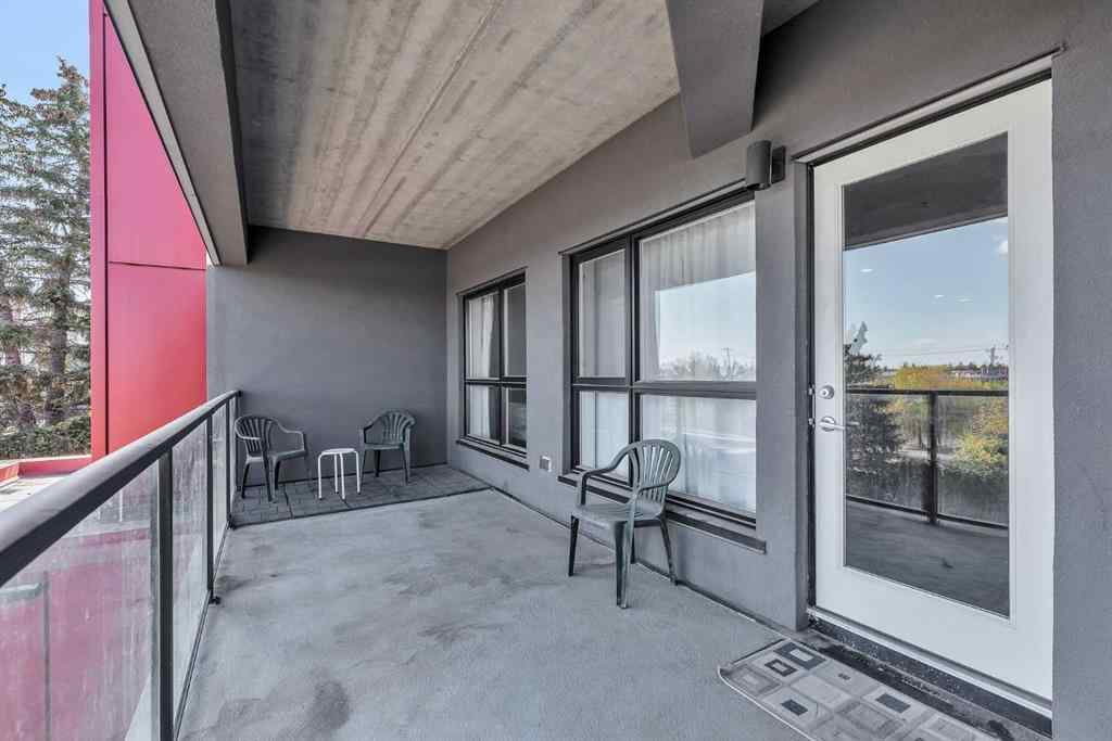 MLS® A2265543 - Unit #206 1629 38 Street SW in Rosscarrock Calgary, Residential
