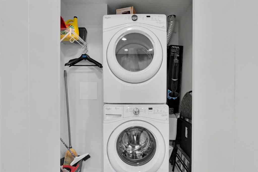 MLS® A2265543 - Unit #206 1629 38 Street SW in Rosscarrock Calgary, Residential