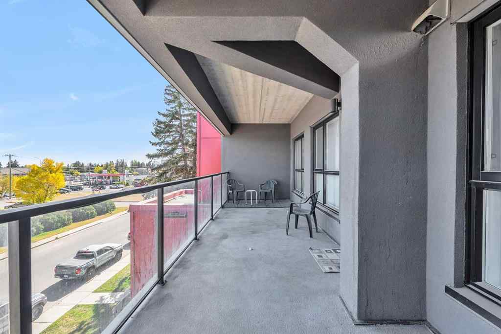 MLS® A2265543 - Unit #206 1629 38 Street SW in Rosscarrock Calgary, Residential
