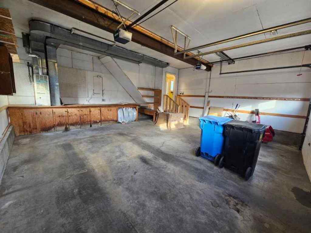 MLS® A2265546 - 10600 106 Avenue  in NONE Fairview, Residential