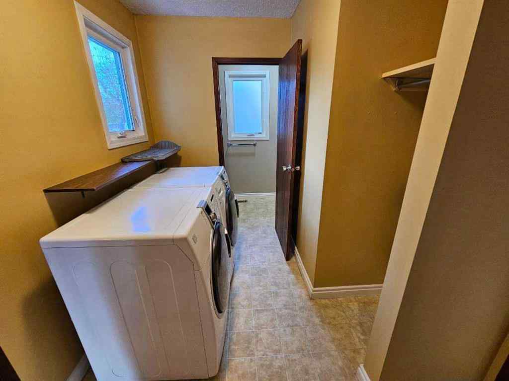 MLS® A2265546 - 10600 106 Avenue  in NONE Fairview, Residential