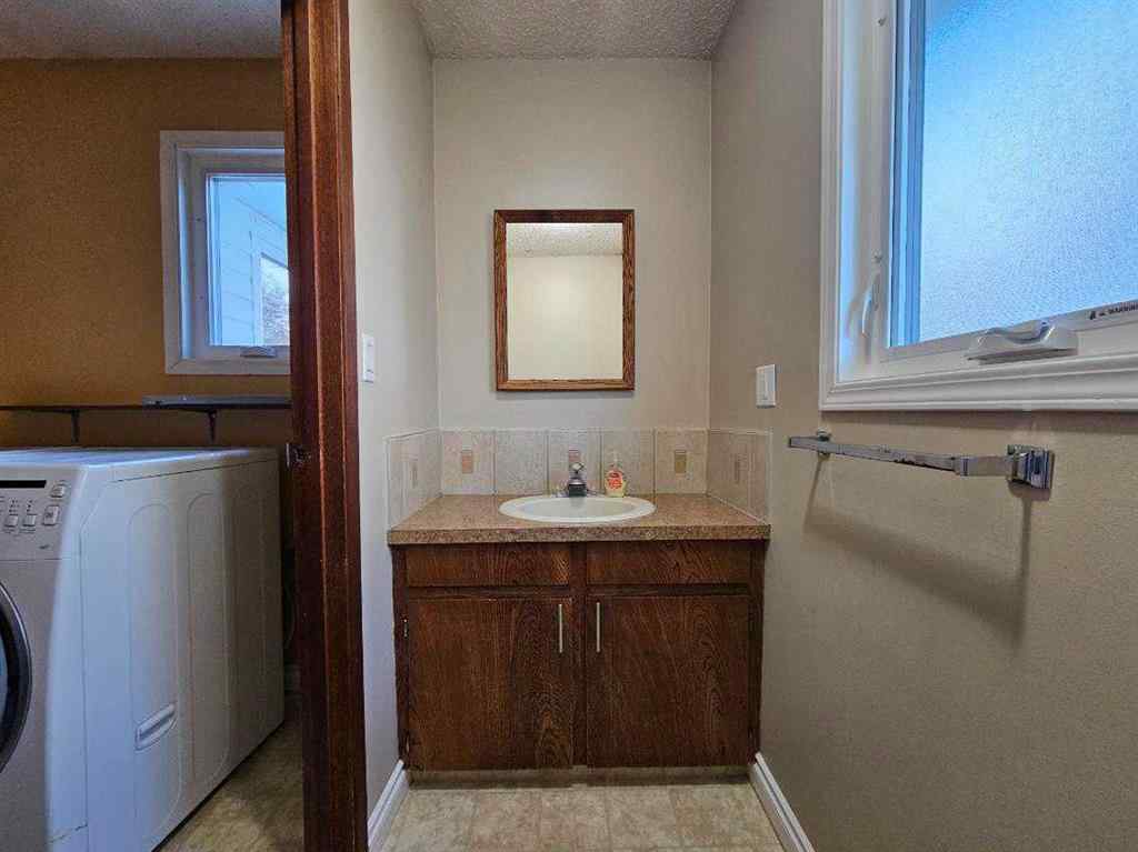 MLS® A2265546 - 10600 106 Avenue  in NONE Fairview, Residential