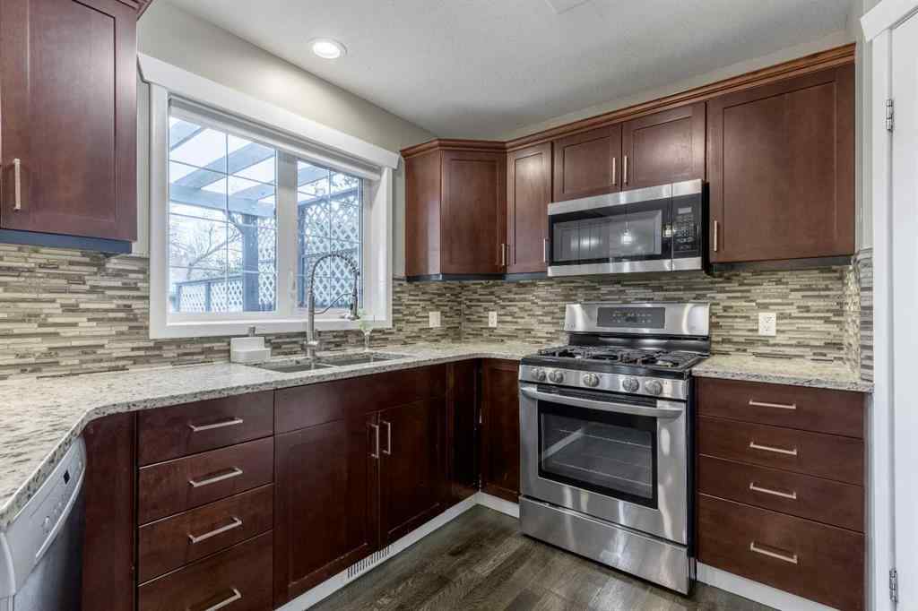 MLS® A2265547 - 326 Stephens Avenue  in NONE Diamond City, Residential