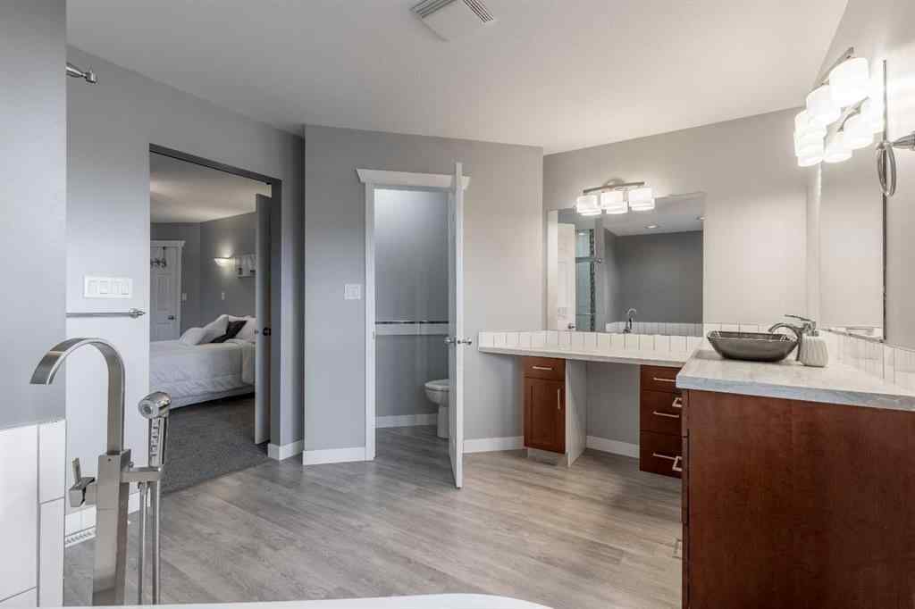 MLS® A2265547 - 326 Stephens Avenue  in NONE Diamond City, Residential