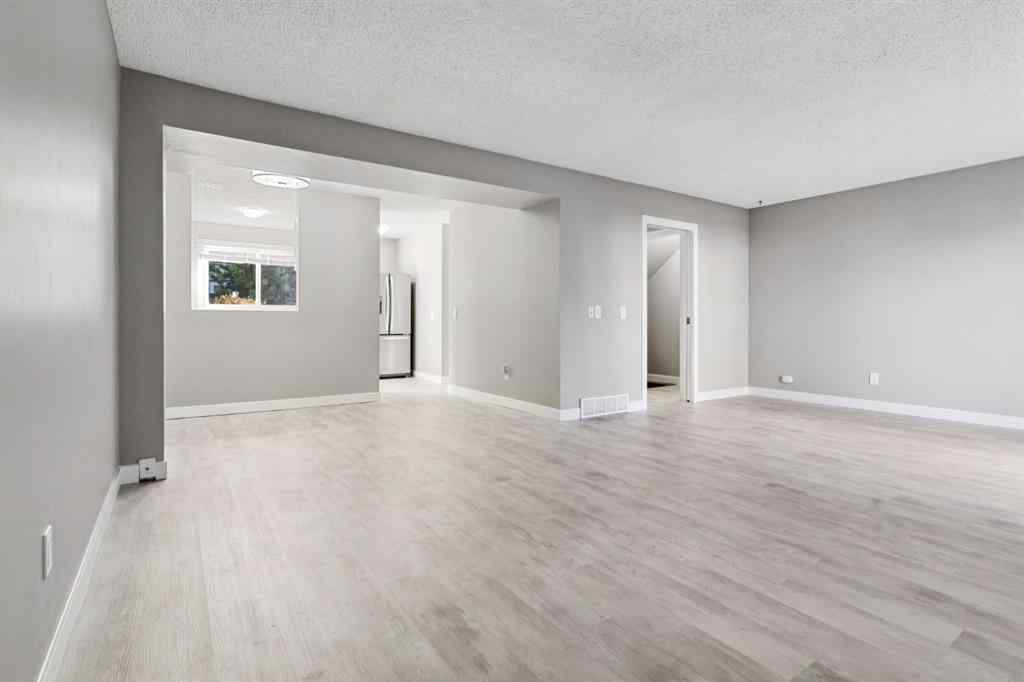 MLS® A2265548 - Unit #15 4810 40 Avenue SW in Glamorgan Calgary, Residential