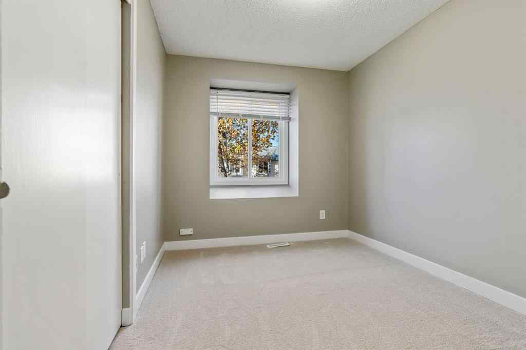 MLS® A2265548 - Unit #15 4810 40 Avenue SW in Glamorgan Calgary, Residential