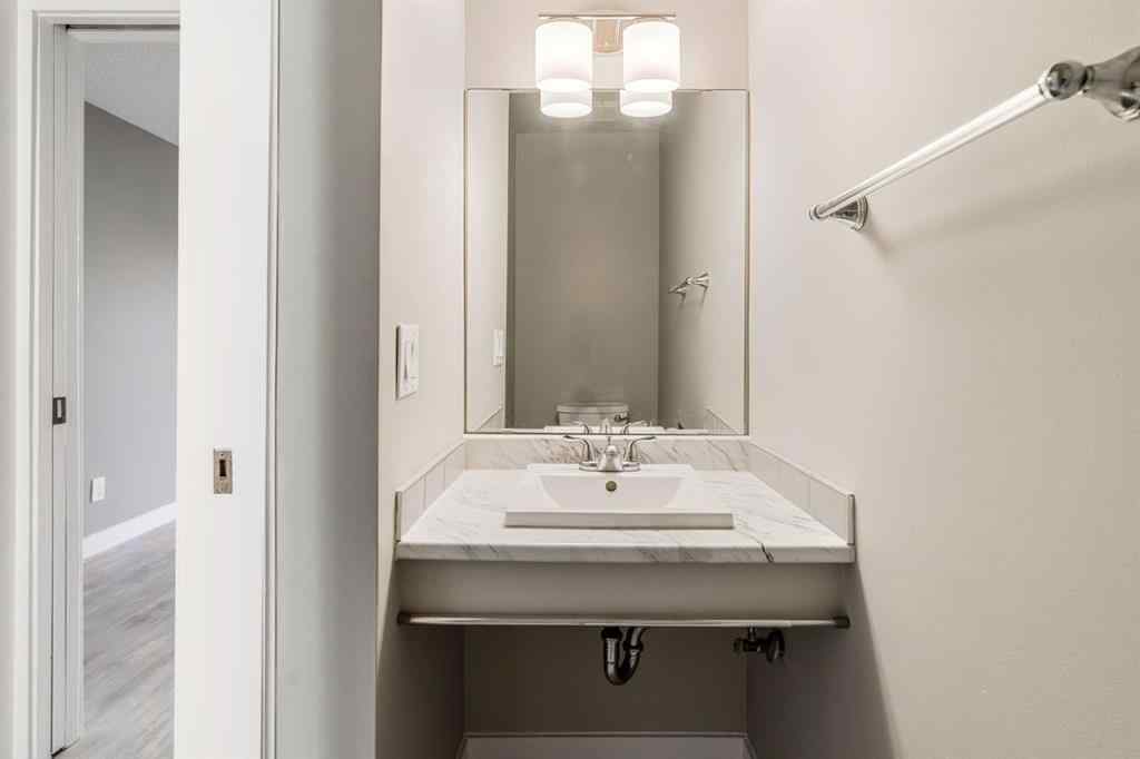 MLS® A2265548 - Unit #15 4810 40 Avenue SW in Glamorgan Calgary, Residential