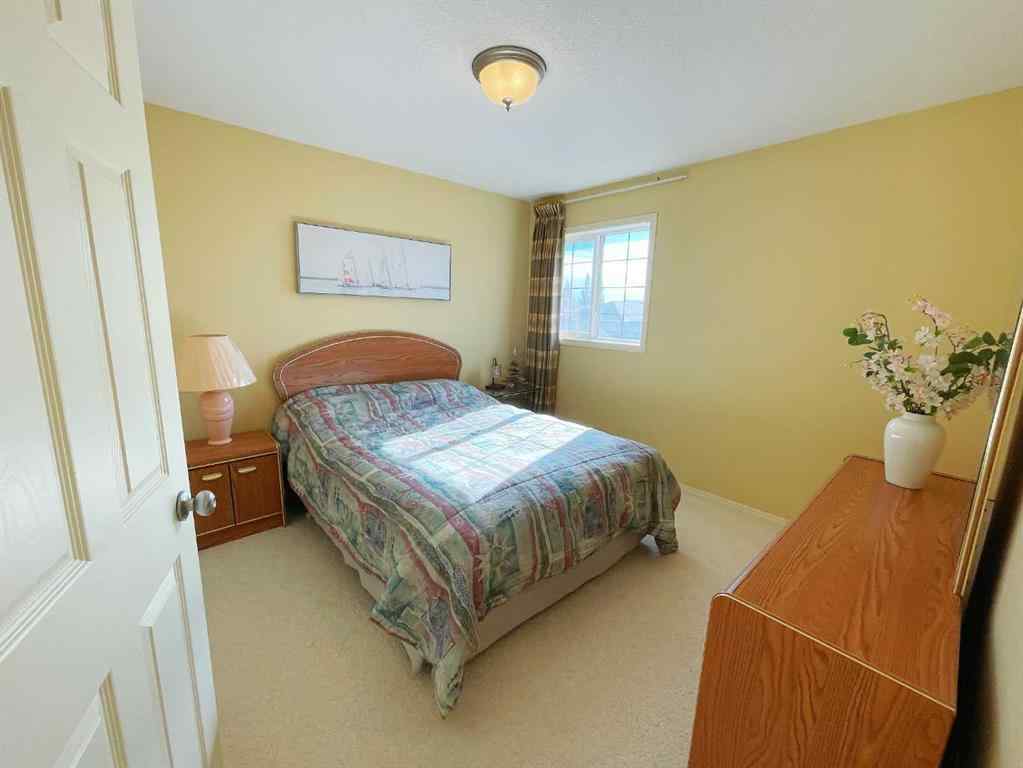 MLS® A2265550 - 221 Coulee Creek Manor  in Southgate Lethbridge, Residential