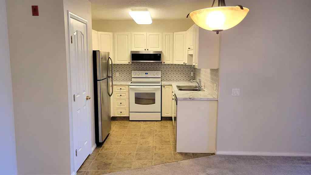 MLS® A2265551 - Unit #1116 1818 Simcoe Boulevard SW in Signal Hill Calgary, Residential