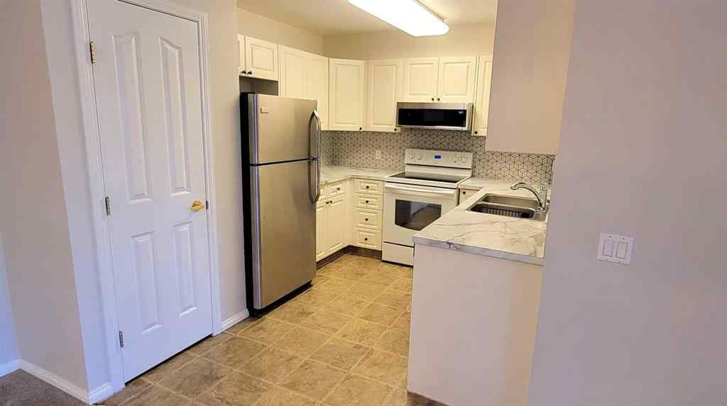 MLS® A2265551 - Unit #1116 1818 Simcoe Boulevard SW in Signal Hill Calgary, Residential