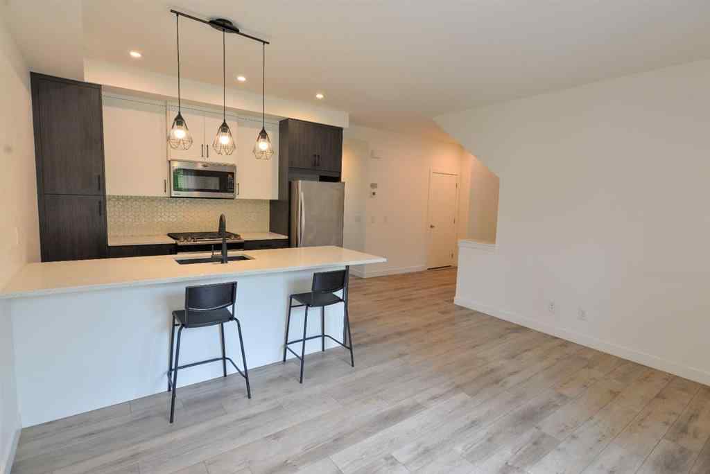 MLS® A2265552 - 145 Spring Creek Common SW in Springbank Hill Calgary, Residential