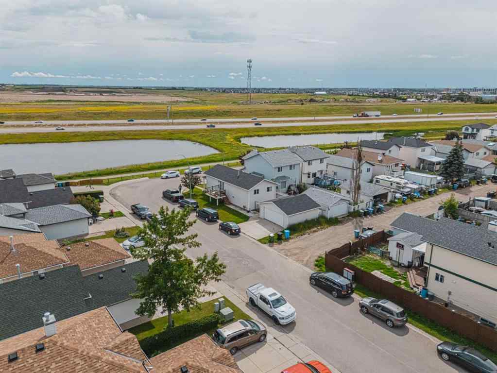 MLS® A2265554 - 96 Appleside Close SE in Applewood Park Calgary, Residential