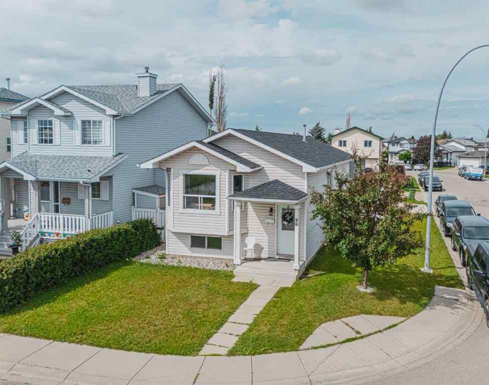 MLS® A2265554 - 96 Appleside Close SE in Applewood Park Calgary, Residential
